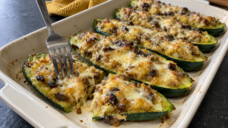 Provate le zucchine in modo diverso! Senza frittura, questa ricetta facile riserva un risultato saporito